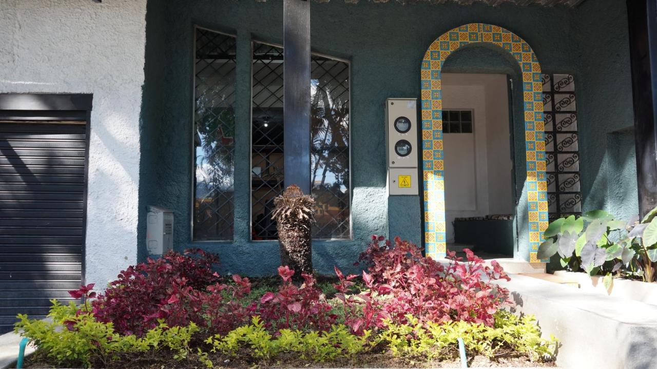 Nativo Hostel Medellín Buitenkant foto