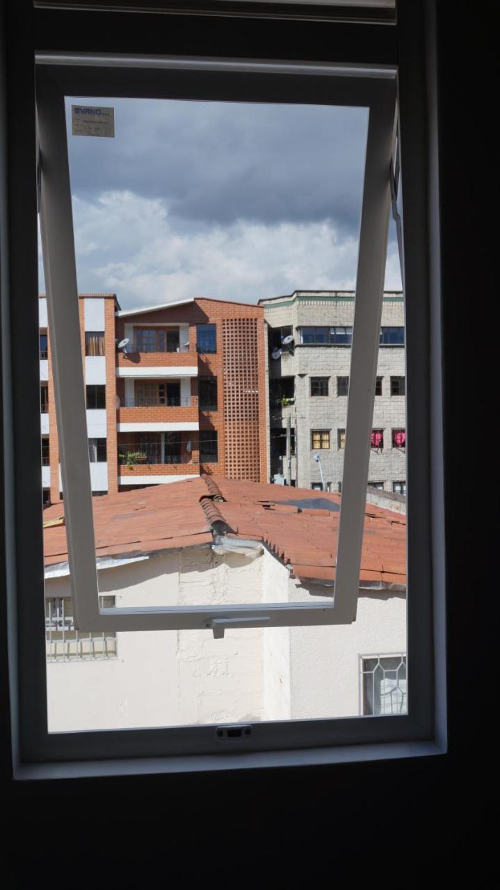 Nativo Hostel Medellín Buitenkant foto