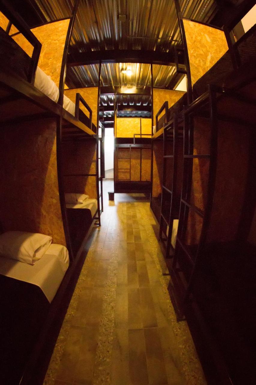Nativo Hostel Medellín Buitenkant foto
