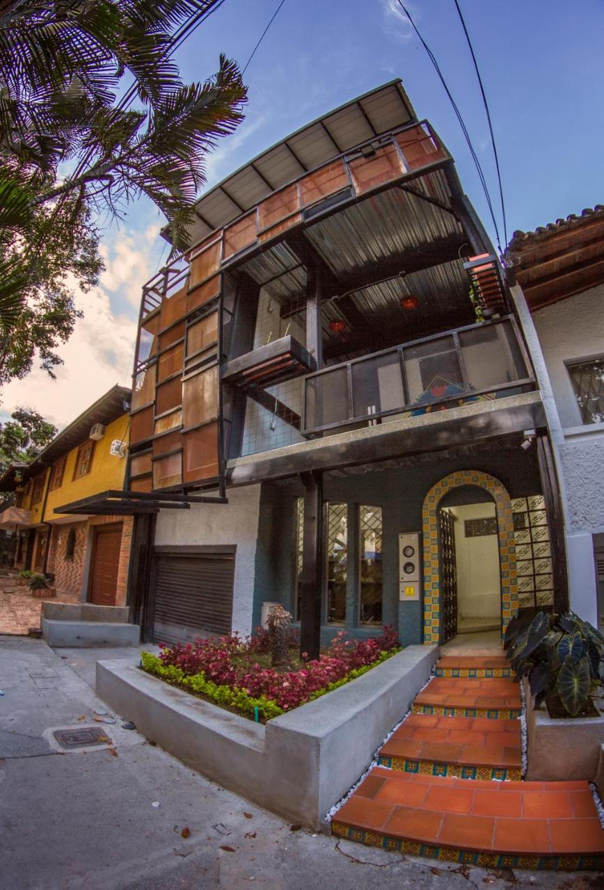 Nativo Hostel Medellín Buitenkant foto