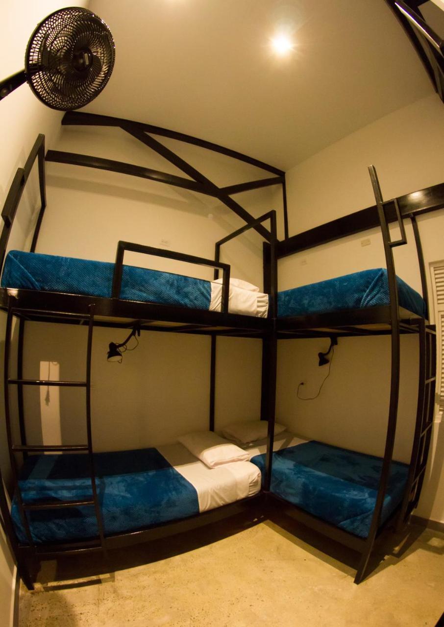 Nativo Hostel Medellín Buitenkant foto